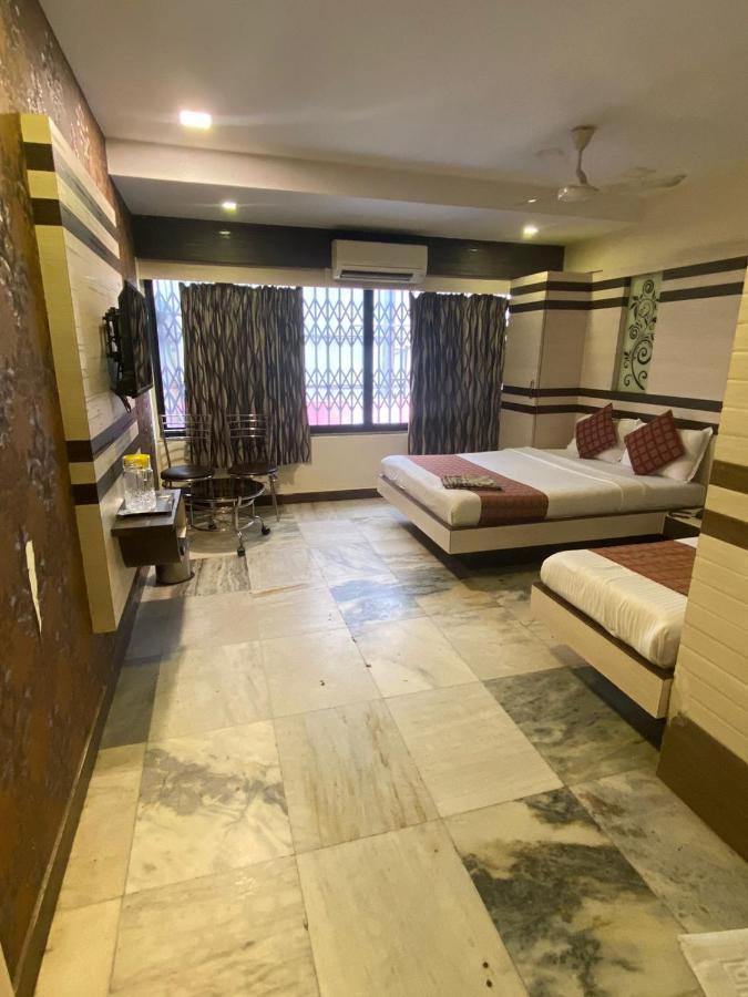 Hotel Oc Residency Bombay Eksteriør billede