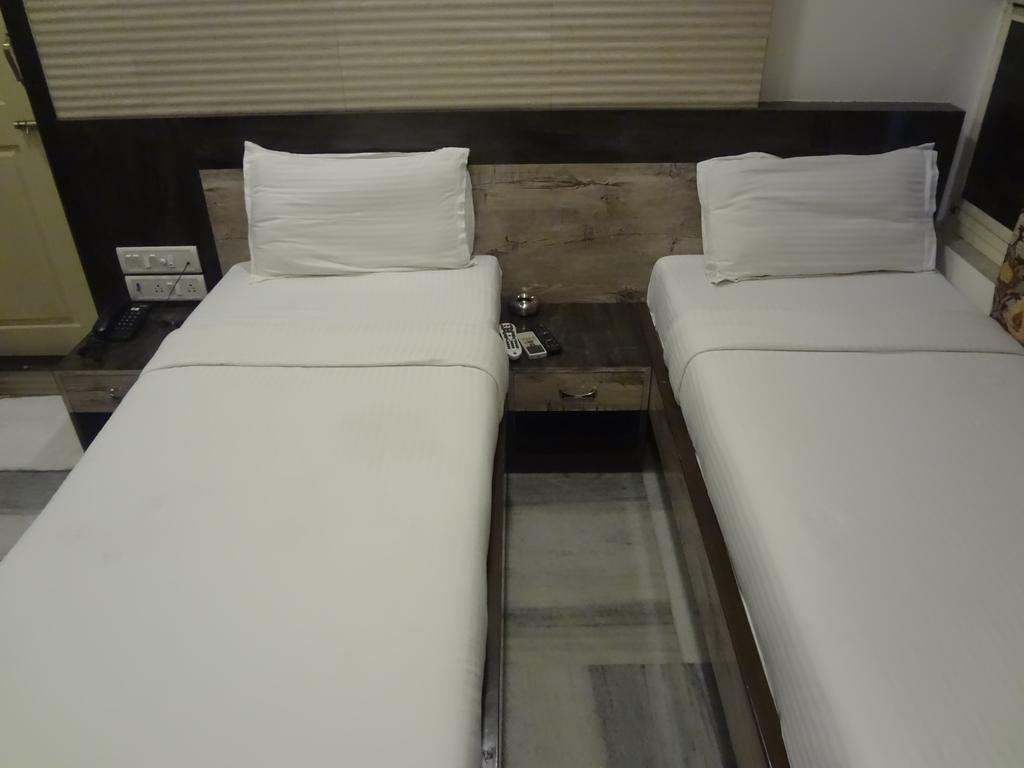 Hotel Oc Residency Bombay Eksteriør billede