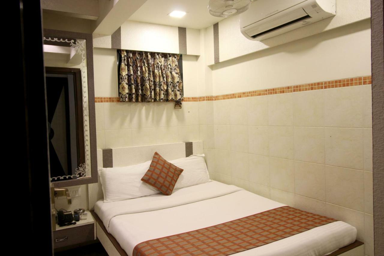 Hotel Oc Residency Bombay Eksteriør billede