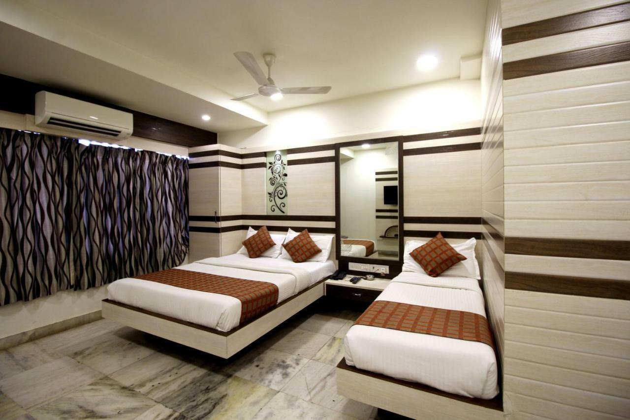 Hotel Oc Residency Bombay Eksteriør billede