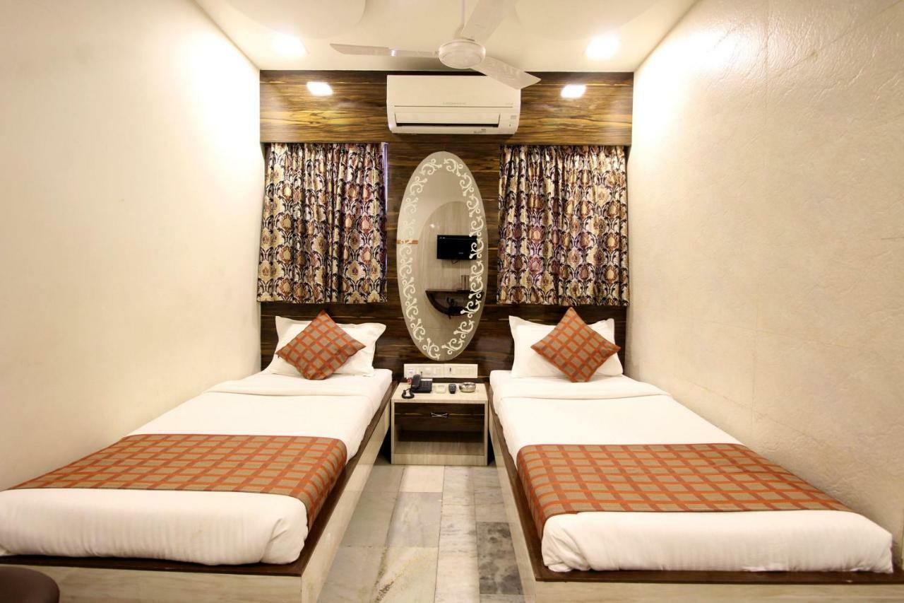 Hotel Oc Residency Bombay Eksteriør billede