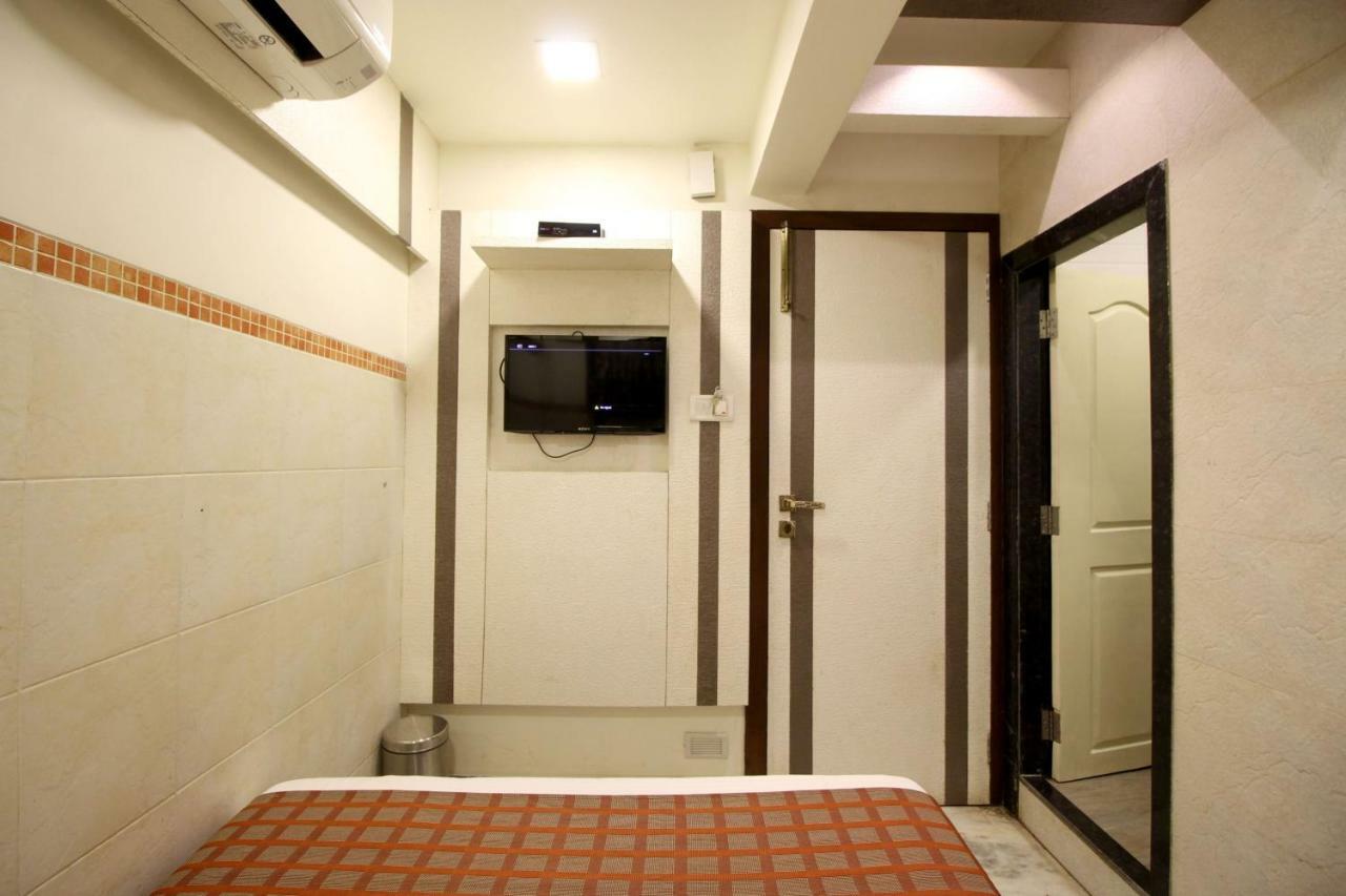 Hotel Oc Residency Bombay Eksteriør billede